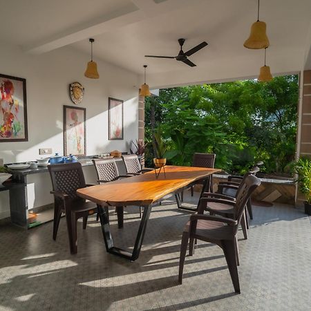Almond Villa อลีบาก ภายนอก รูปภาพ