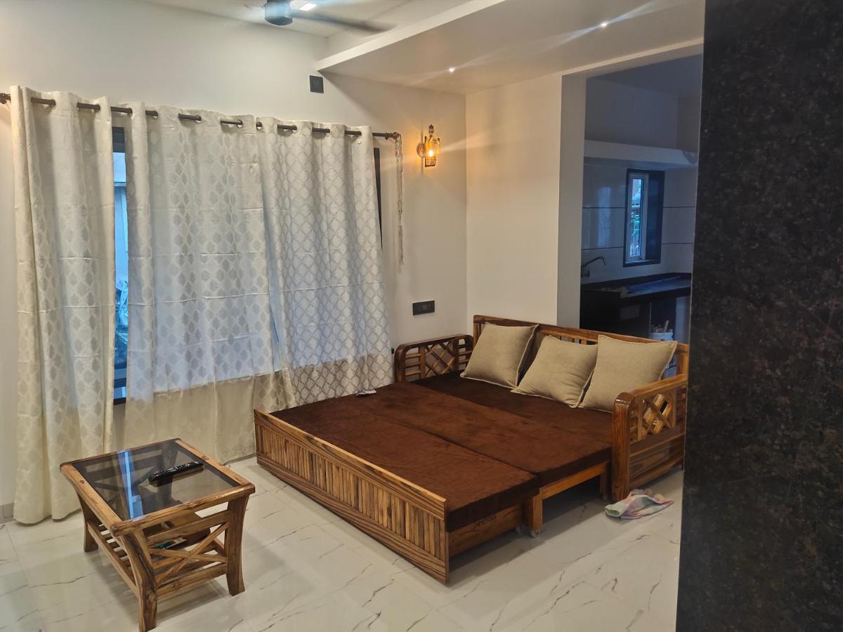 Almond Villa อลีบาก ภายนอก รูปภาพ