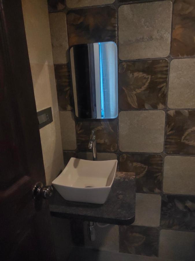 Almond Villa อลีบาก ภายนอก รูปภาพ