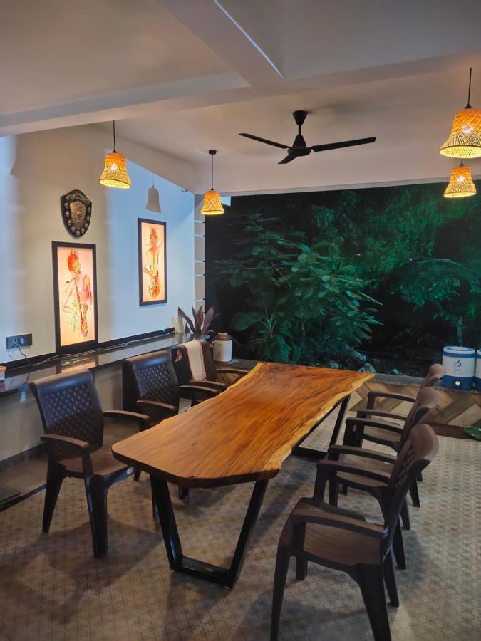 Almond Villa อลีบาก ภายนอก รูปภาพ