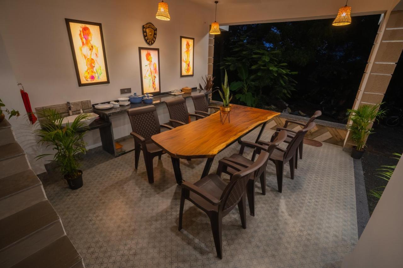 Almond Villa อลีบาก ภายนอก รูปภาพ